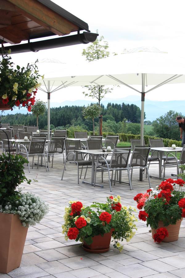 Gasthof Pension Zoller Wolfsberg Exterior foto